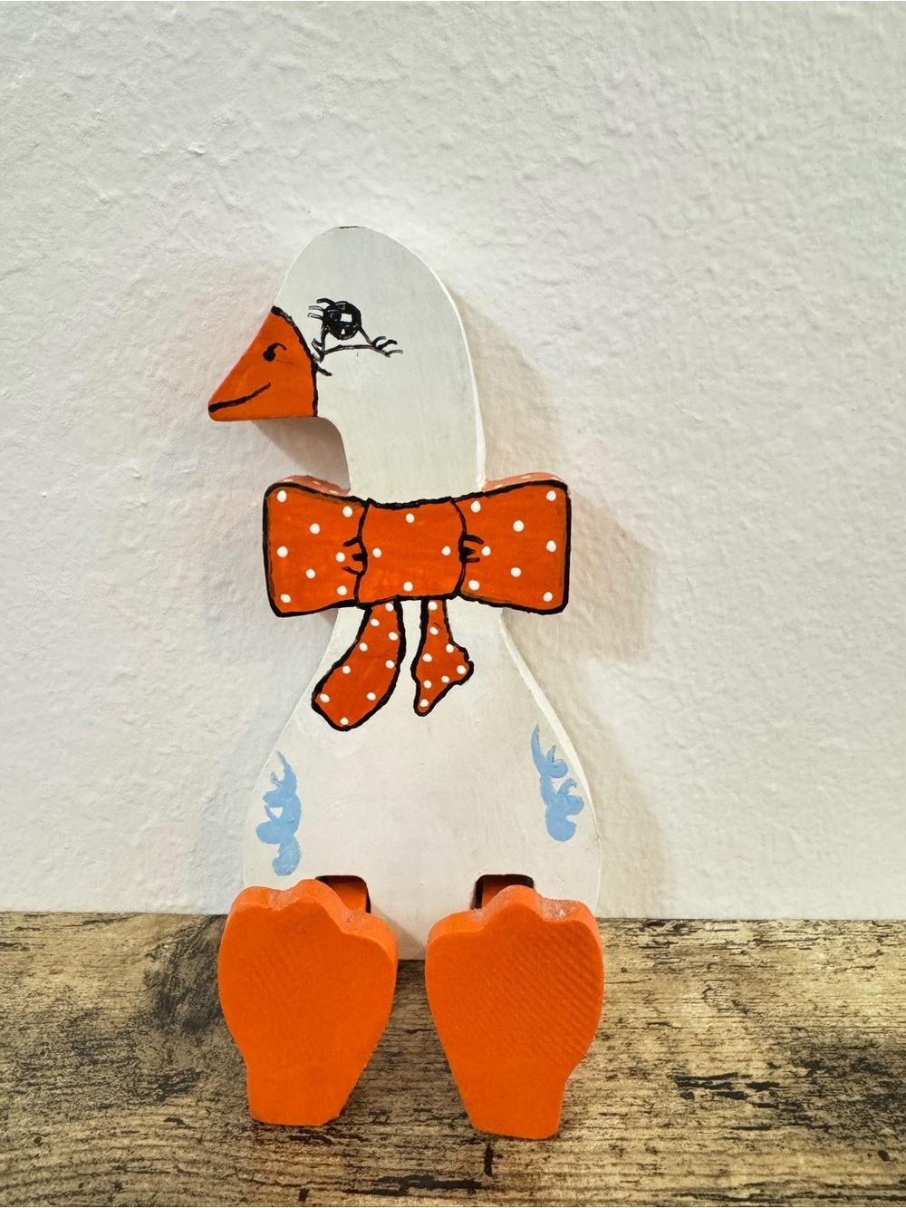 Wooden Goose Shelf Sitter Orange Polka Dot Bow Dangling Legs - Picture 4 of 8